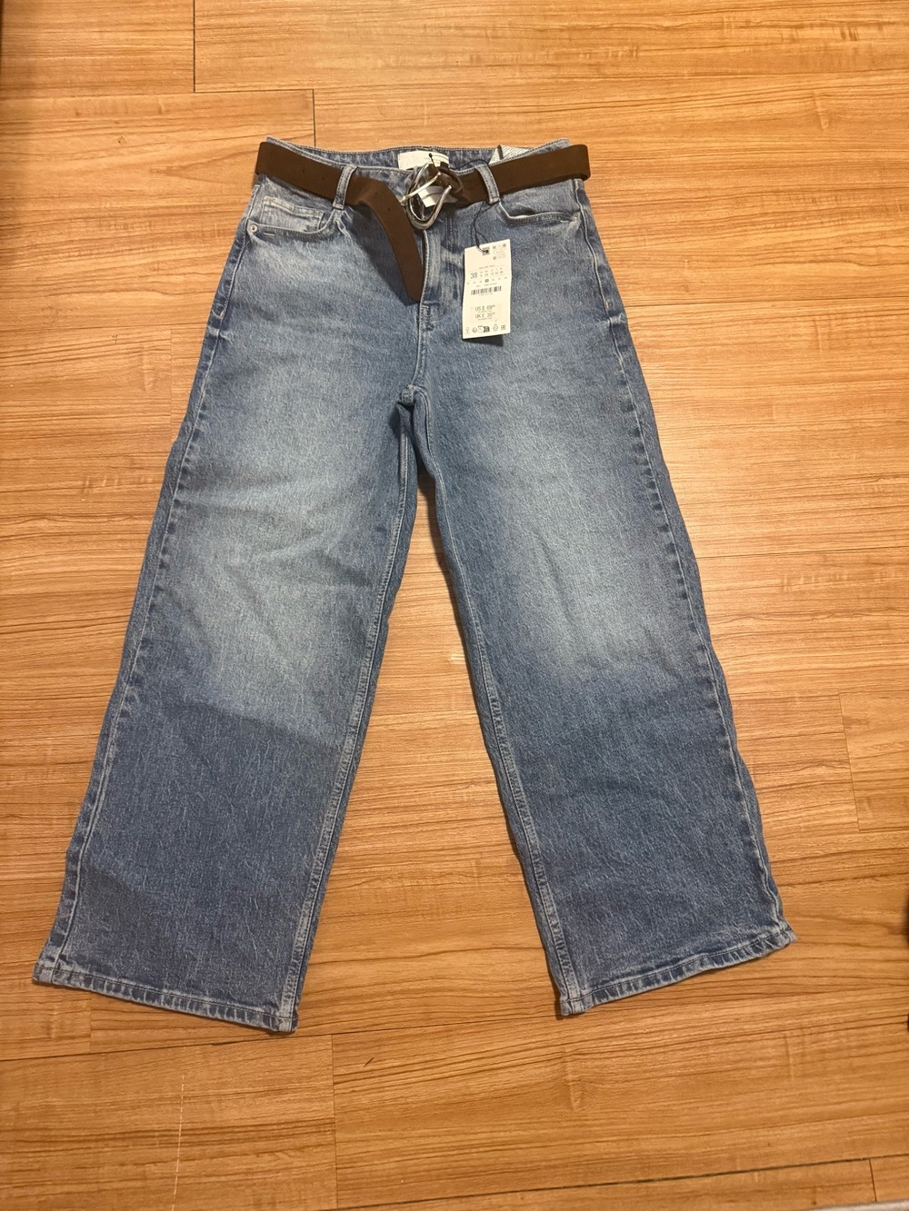 Zara Light Blue Cropped Wide-Leg Jeans with Brown Belt